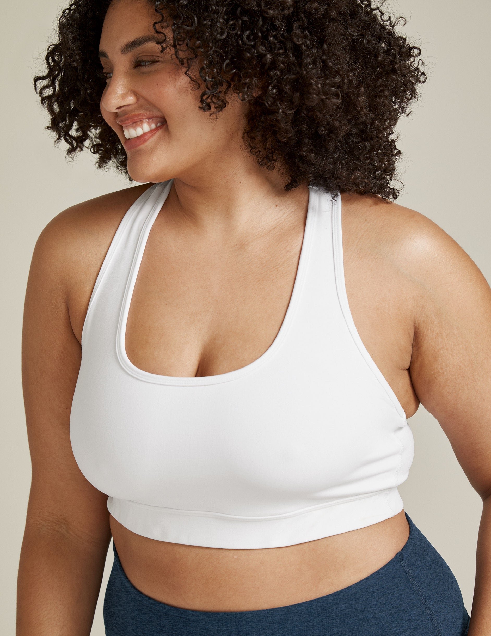 white plus size sports bra